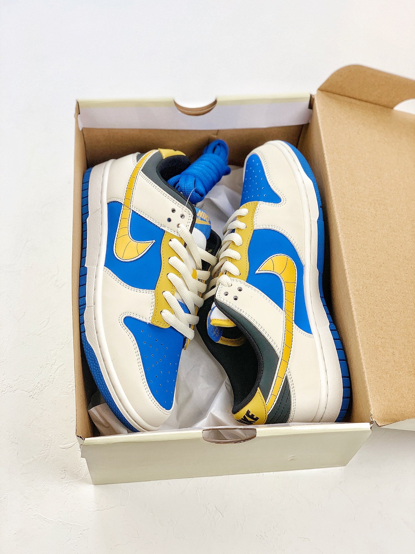 Nike SB Dunk Low