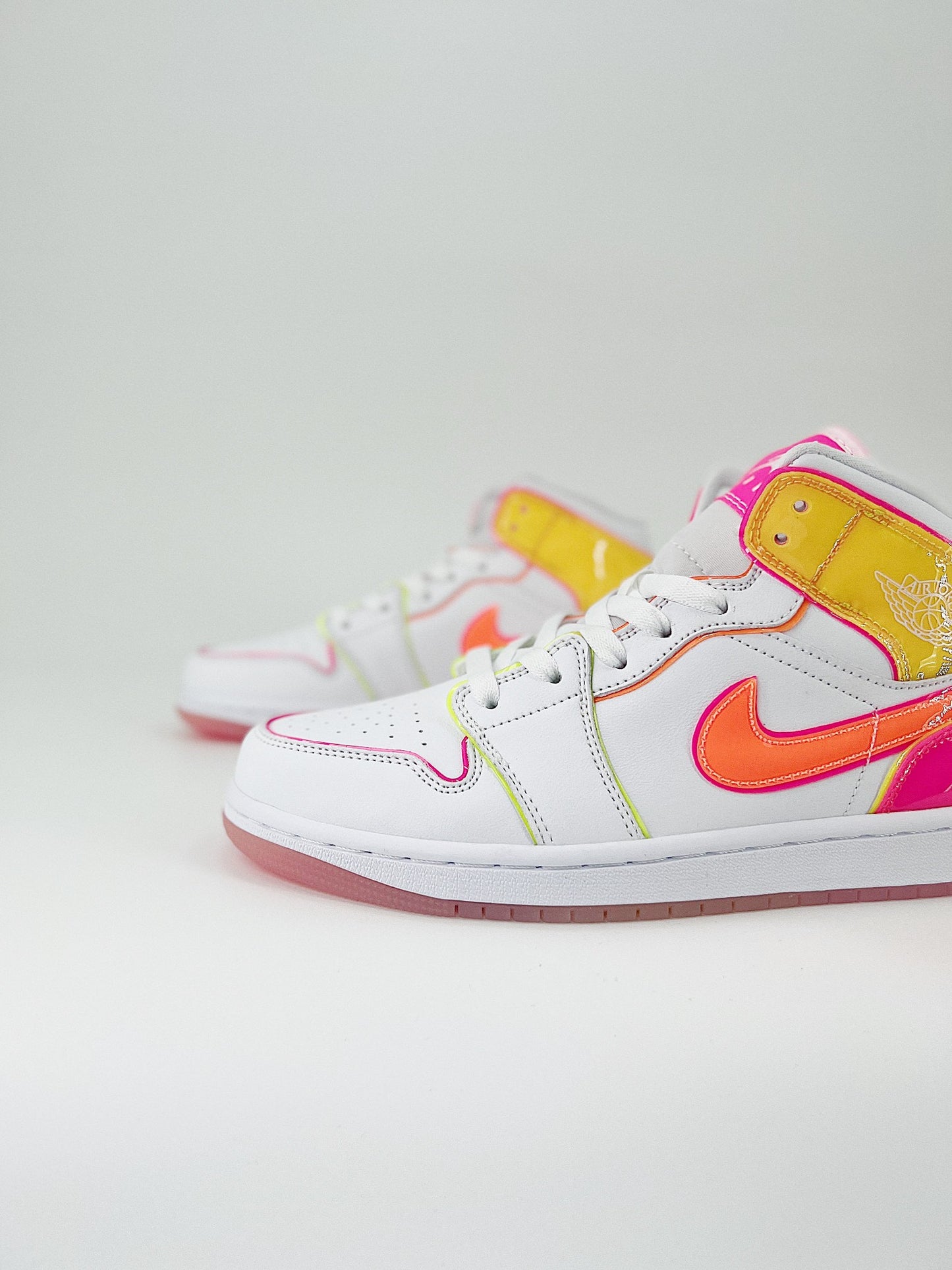 Air Jordan 1 Mid