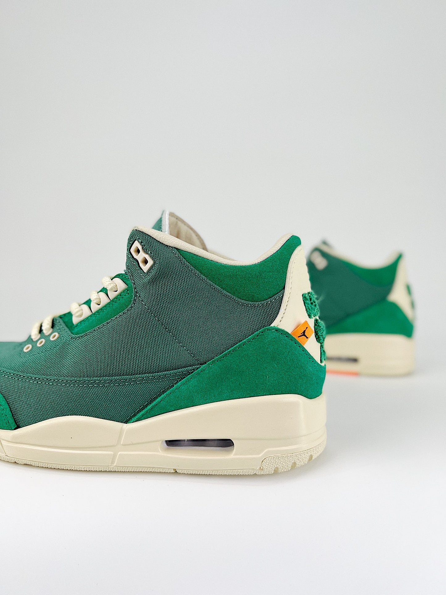 Air Jordan 3 Retro
