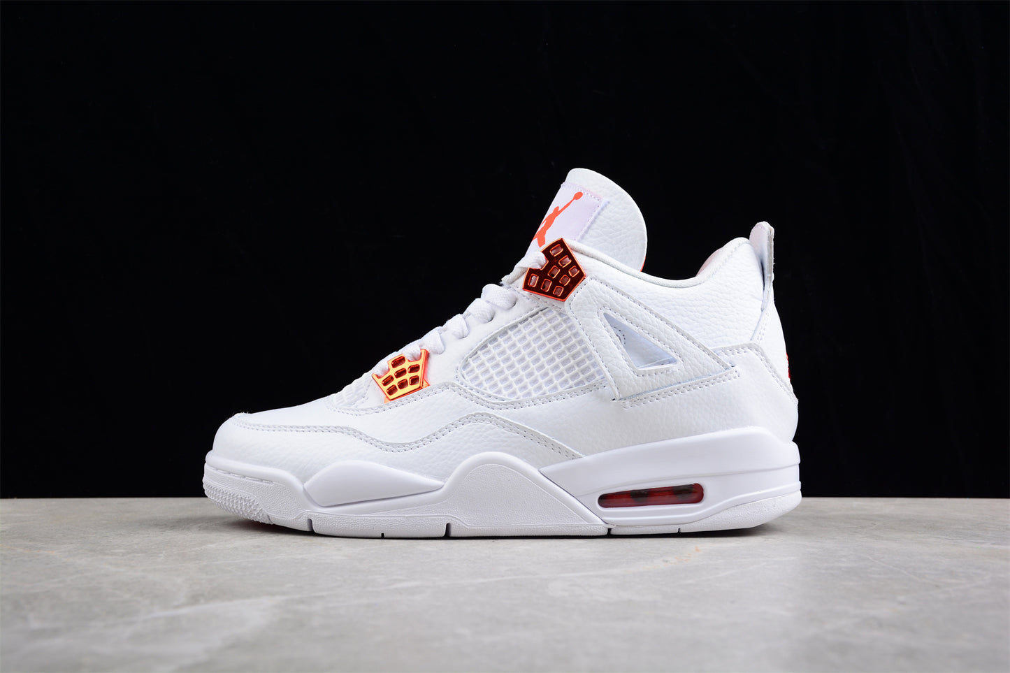 Jordan 4