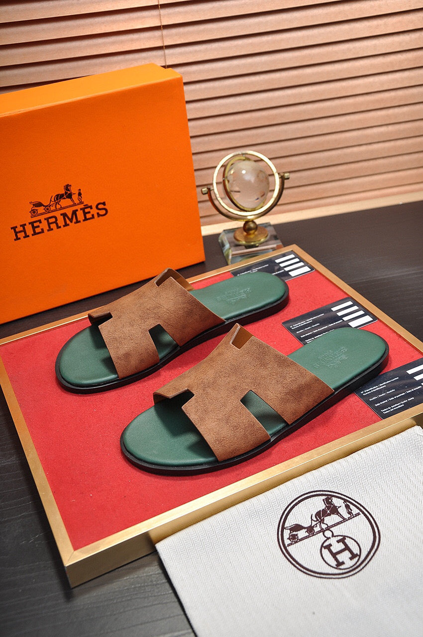 Chinelo Hermes
