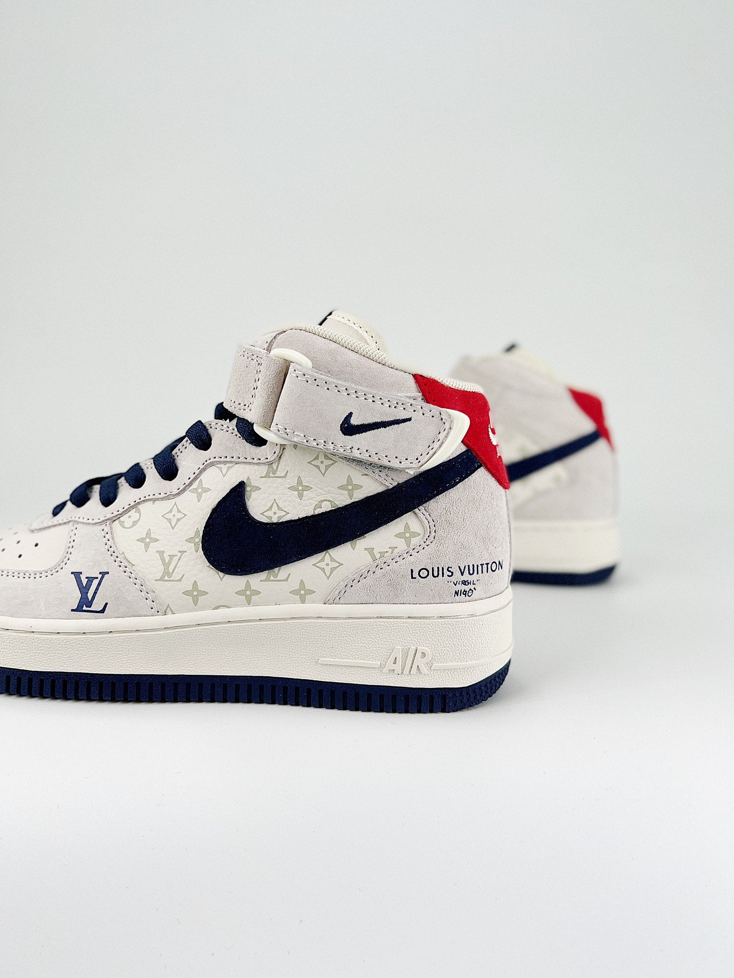 Louis Vuitton x Nike Air Force