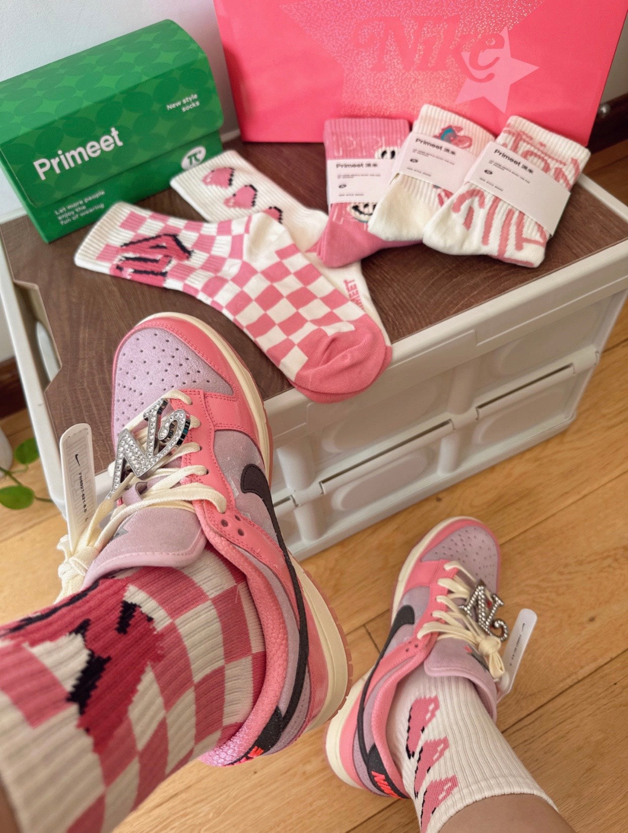 Nike Dunk Low Barbie