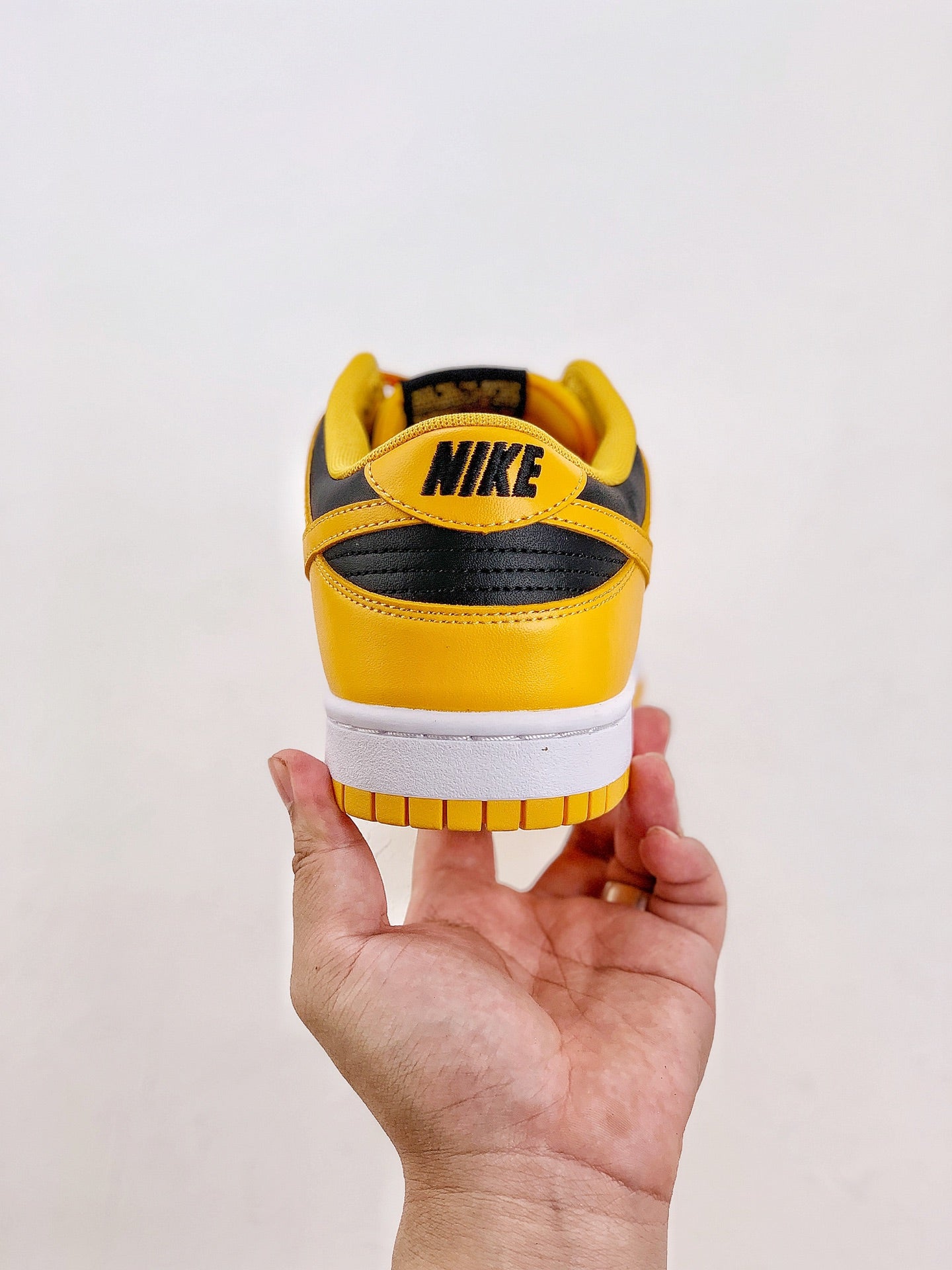 Nike Dunk Low Goldenrod