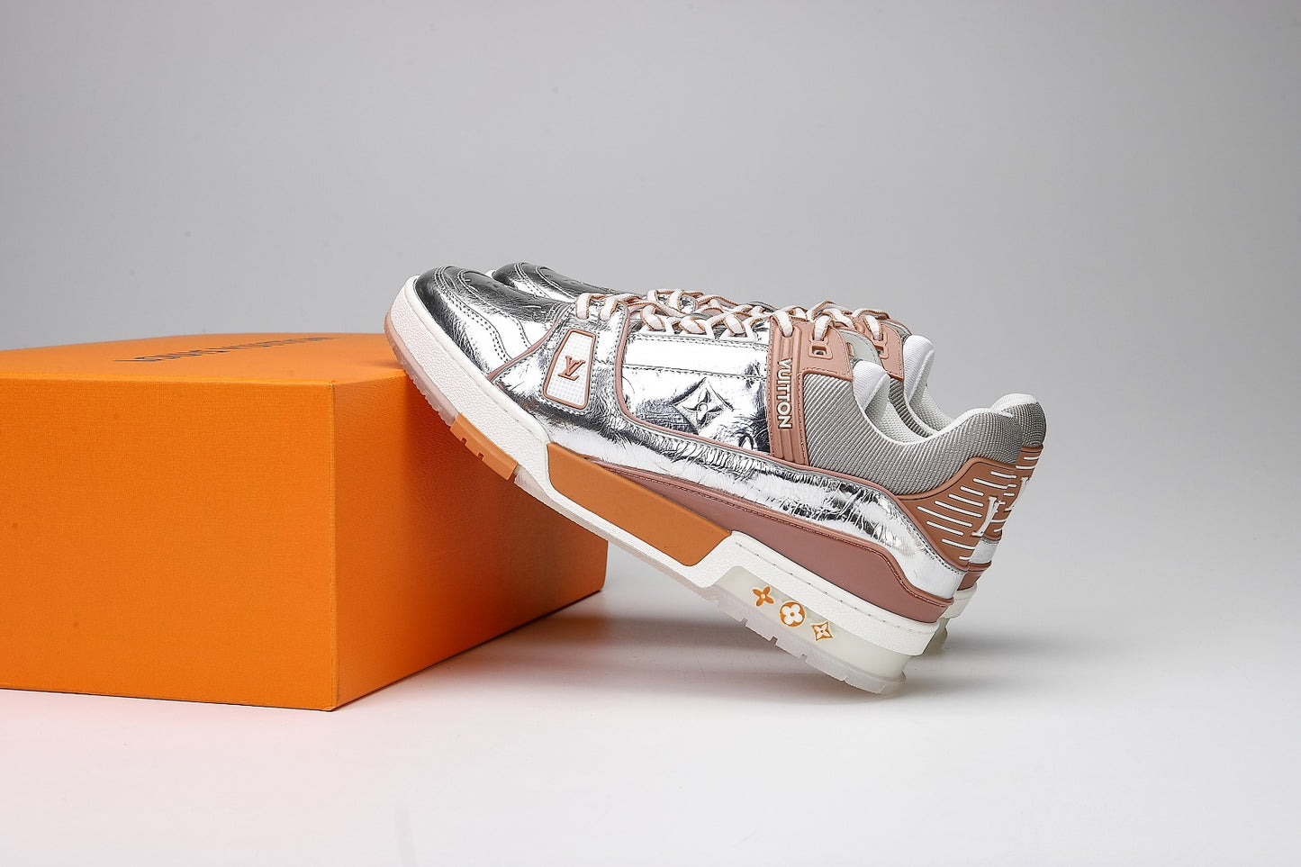 Tênis Louis Vuitton