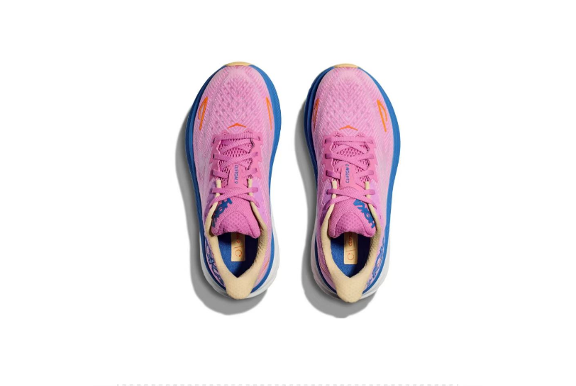 HOKA Clifton 9