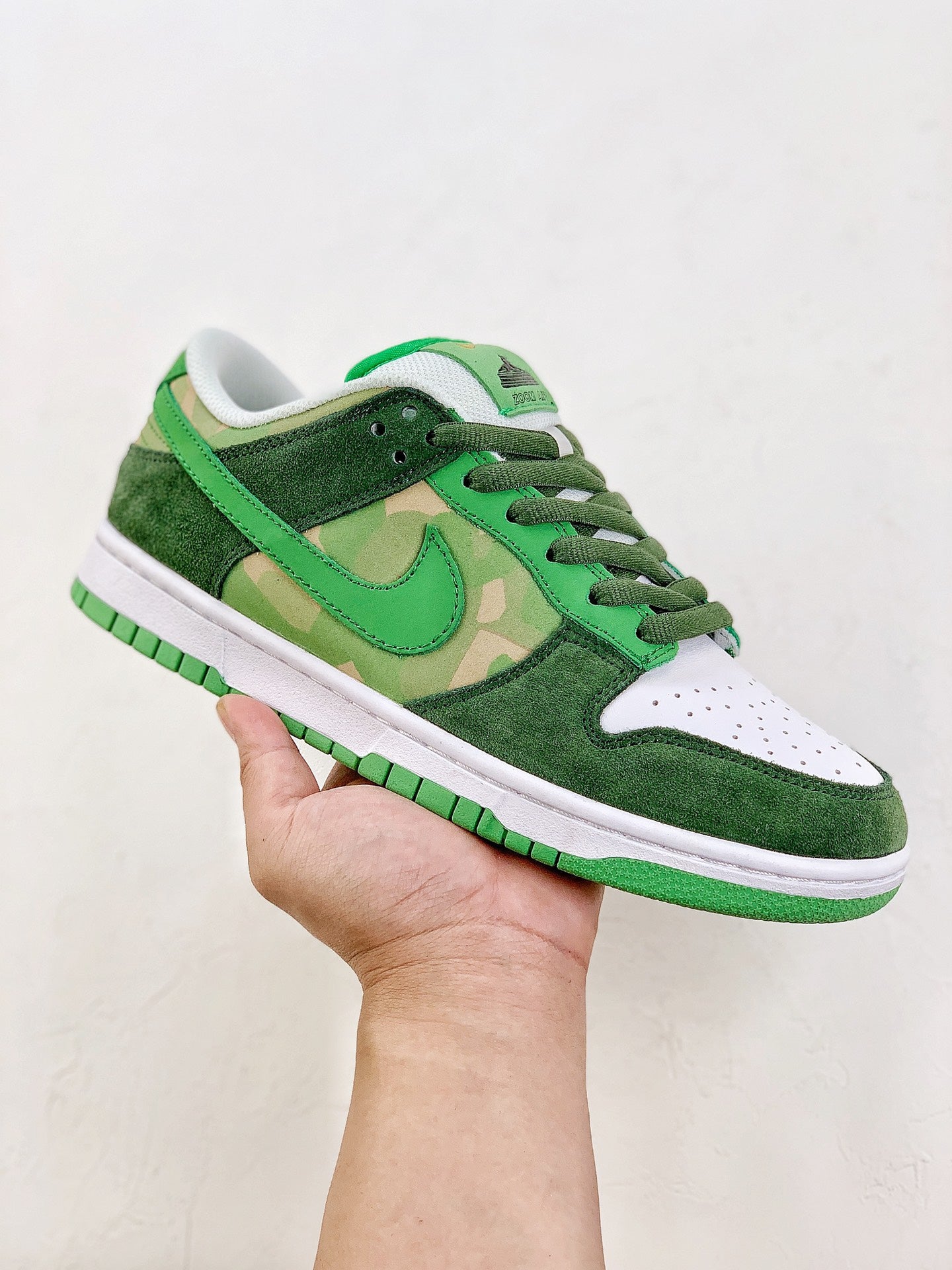 Nike Dunk SD Low