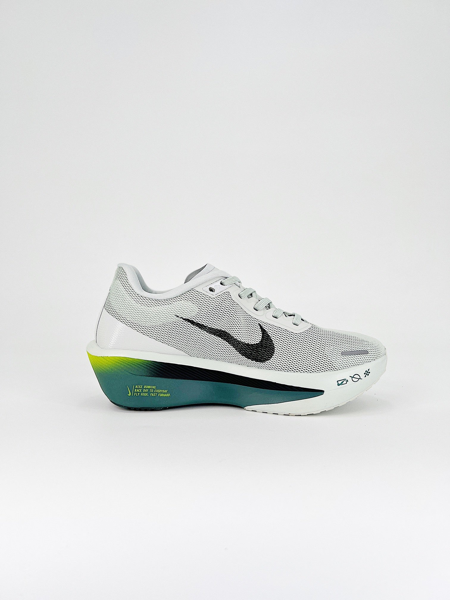 Nike ZoomX Invincible Run Flyknit 6