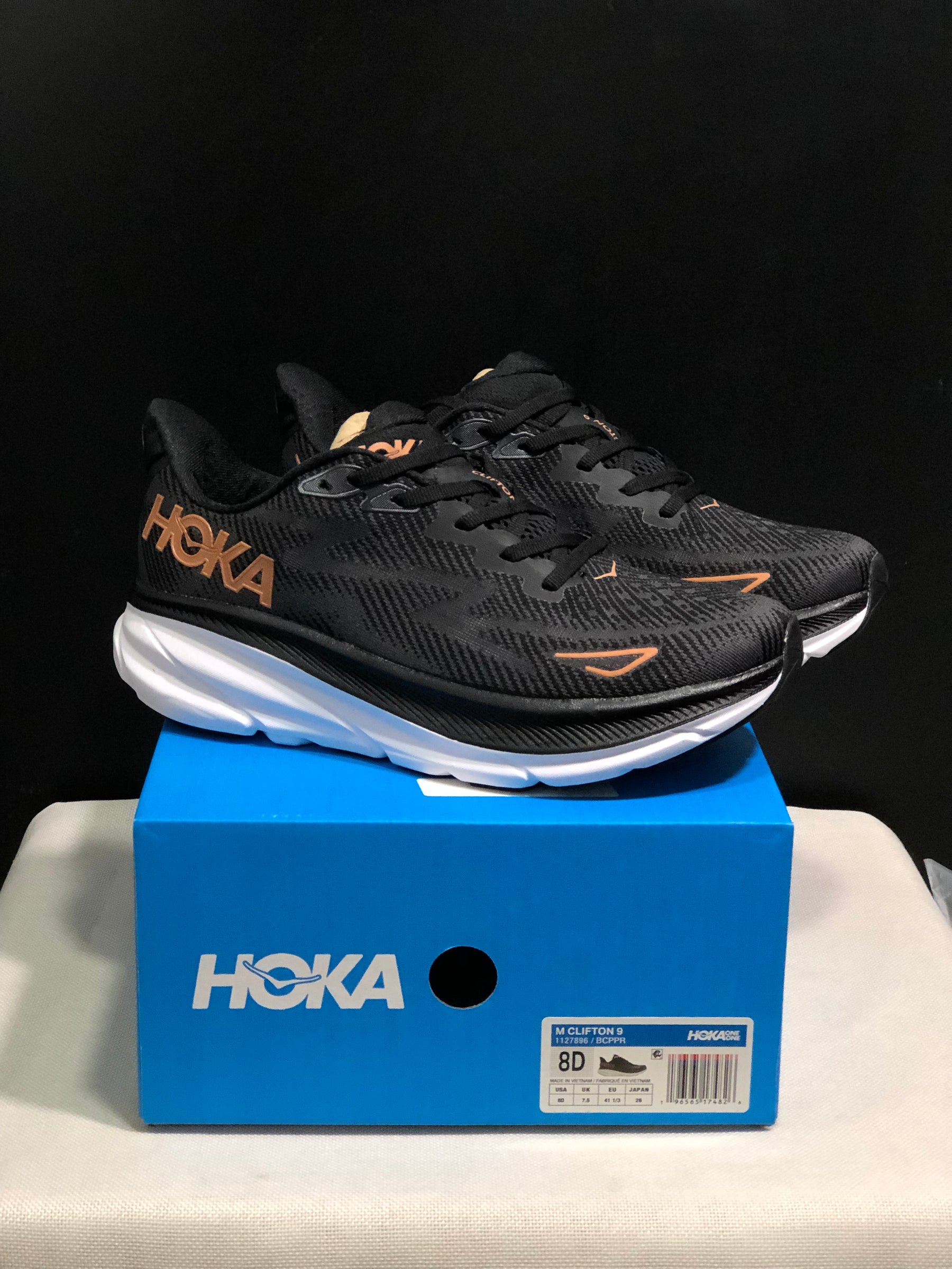 HOKA Clifton 9