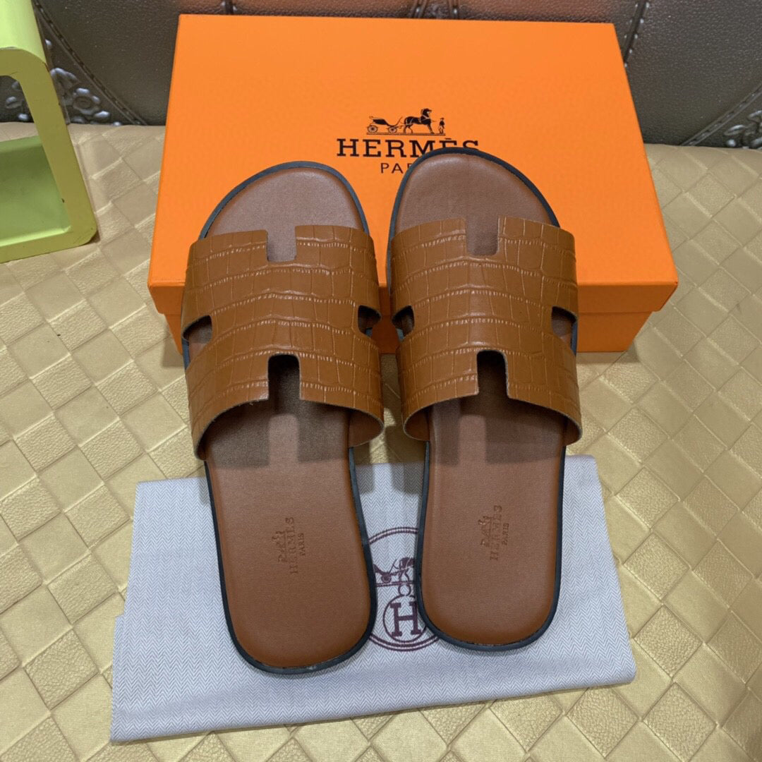 Chinelo Hermes