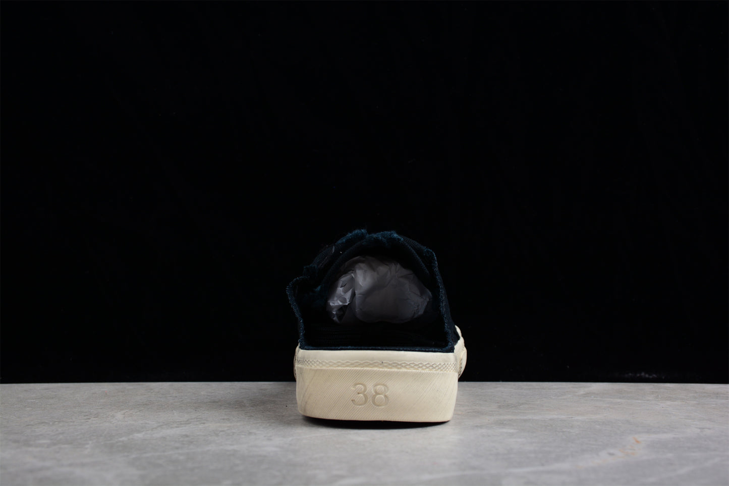Q32 Balenciaga Vulc Destr
