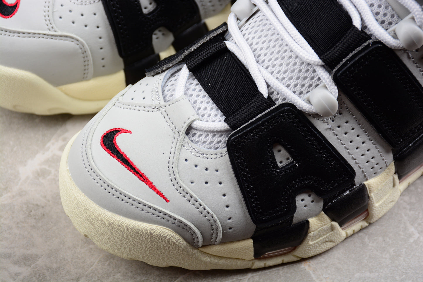 Nike Air More Uptempo 96 QS