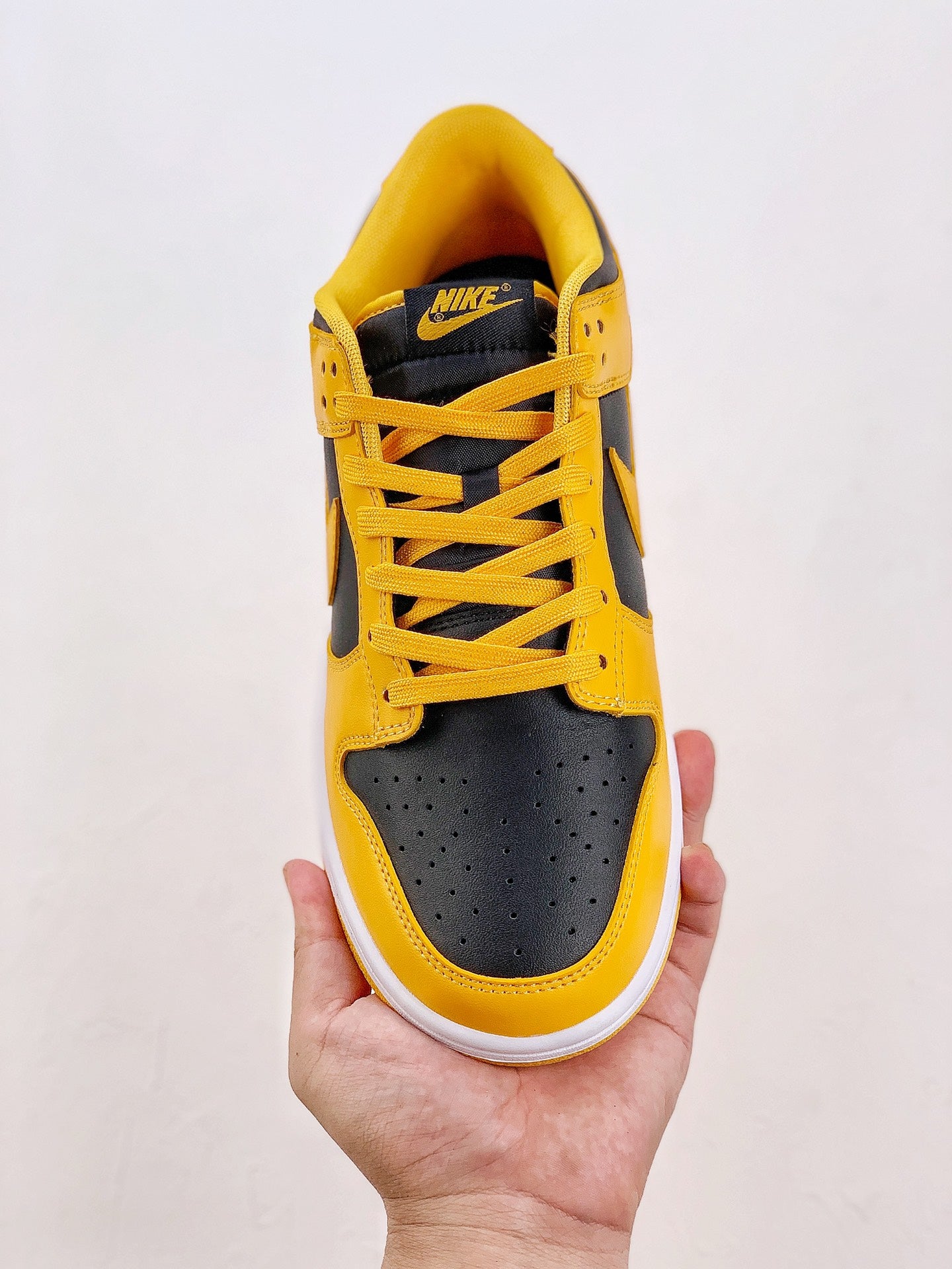 Nike Dunk Low Goldenrod