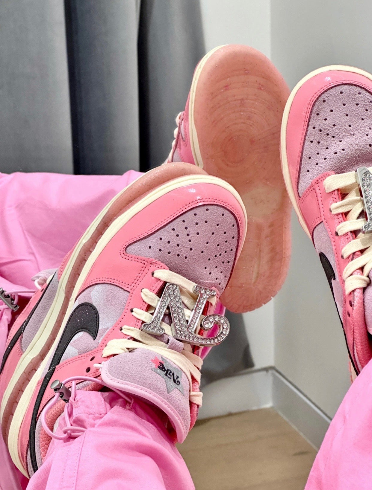 Nike Dunk Low Barbie