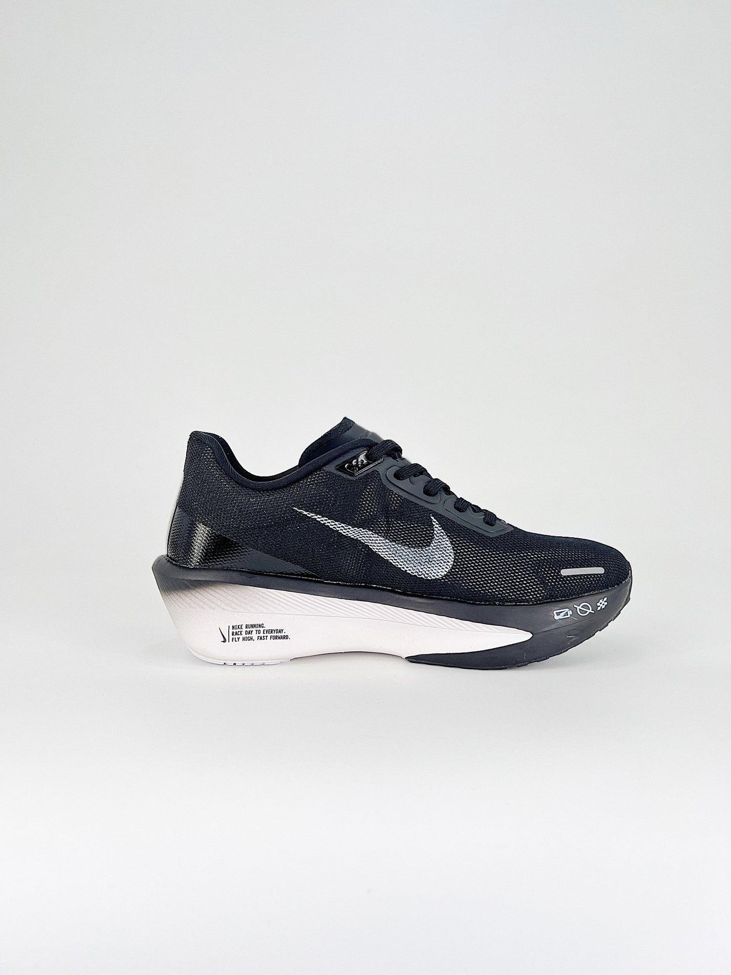 Nike ZoomX Invincible Run Flyknit 6