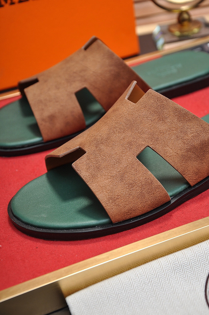 Chinelo Hermes