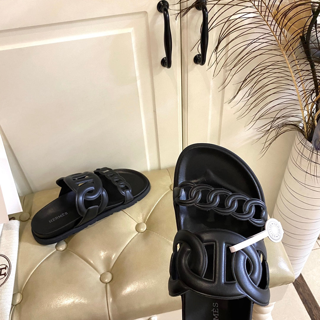 Chinelo Hermes