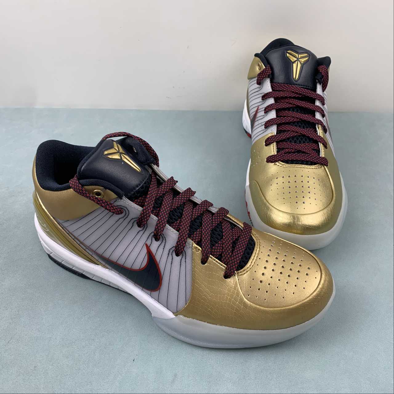 Nike Kobe 4 Protro Gold Medal