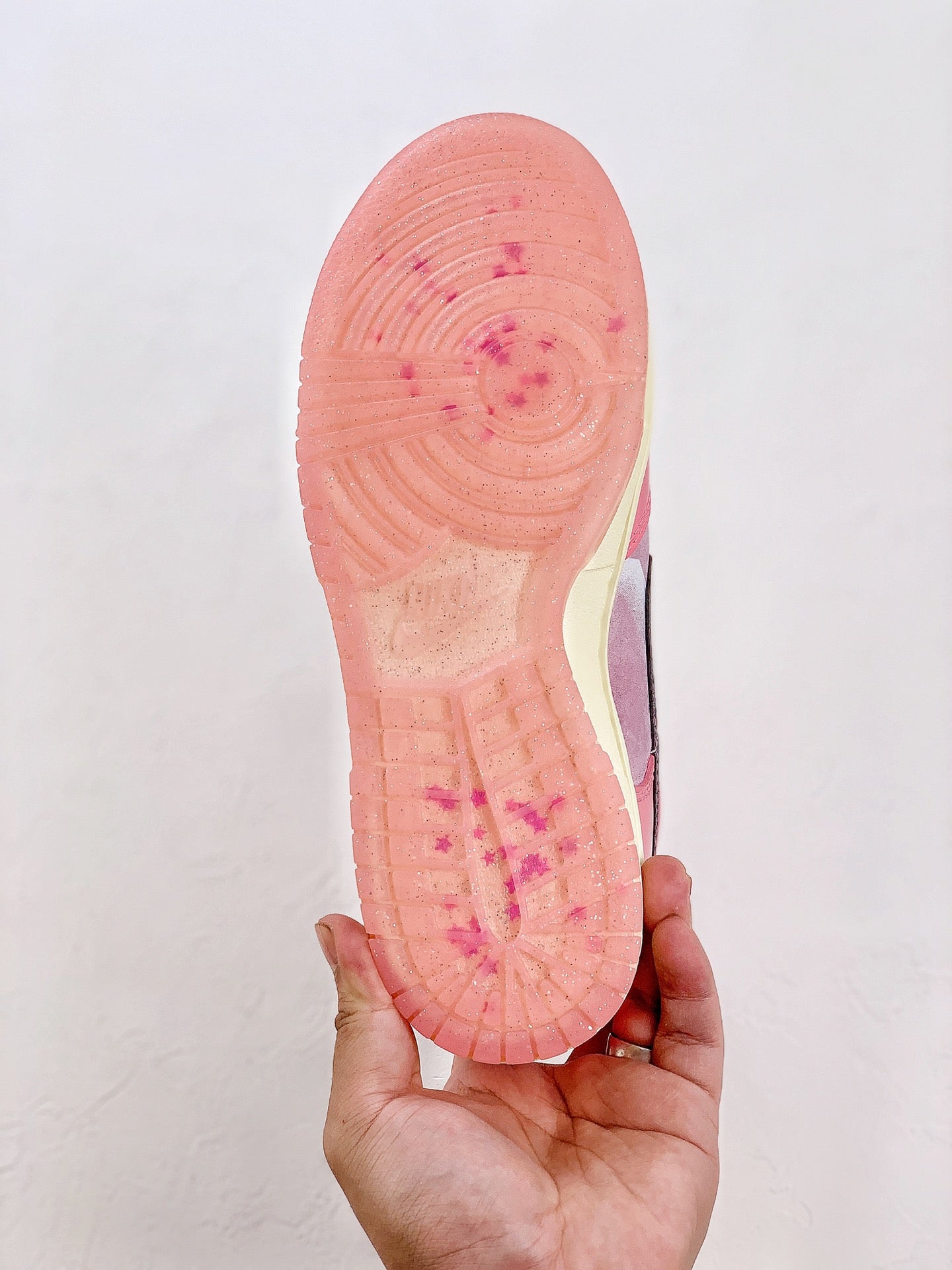 Nike Dunk Low Barbie
