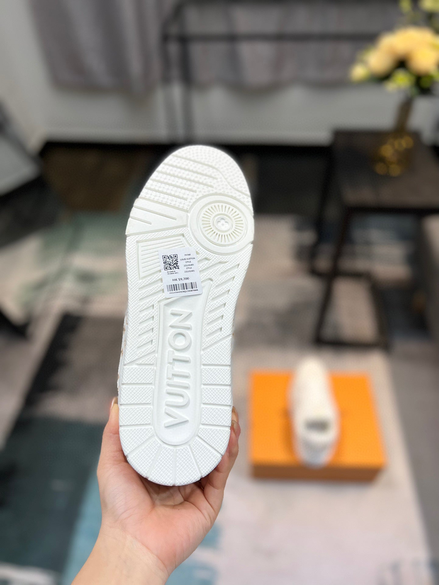 Tênis LV Trainer Dourado