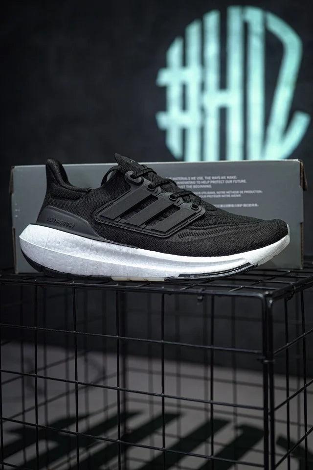 Adidas UItra Boost Light