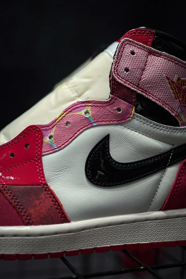 Air Jordan 1 Retro High OG Próximo Capítulo Homem-Aranha