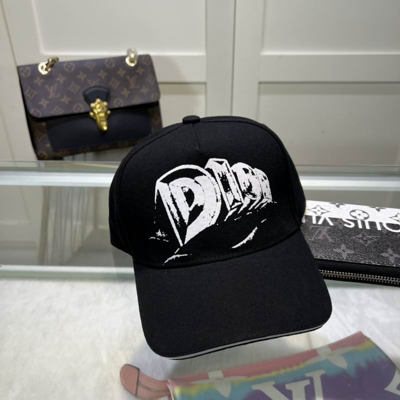 Boné Christian Dior