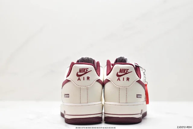 Superme × Nike Air Force 1 Low
