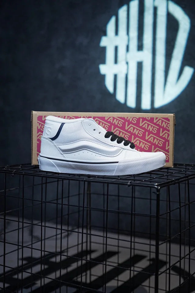 Vans Knu Skool Mid-Top