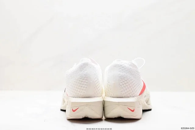 Nike ZoomX Vaporfly Next% 3
