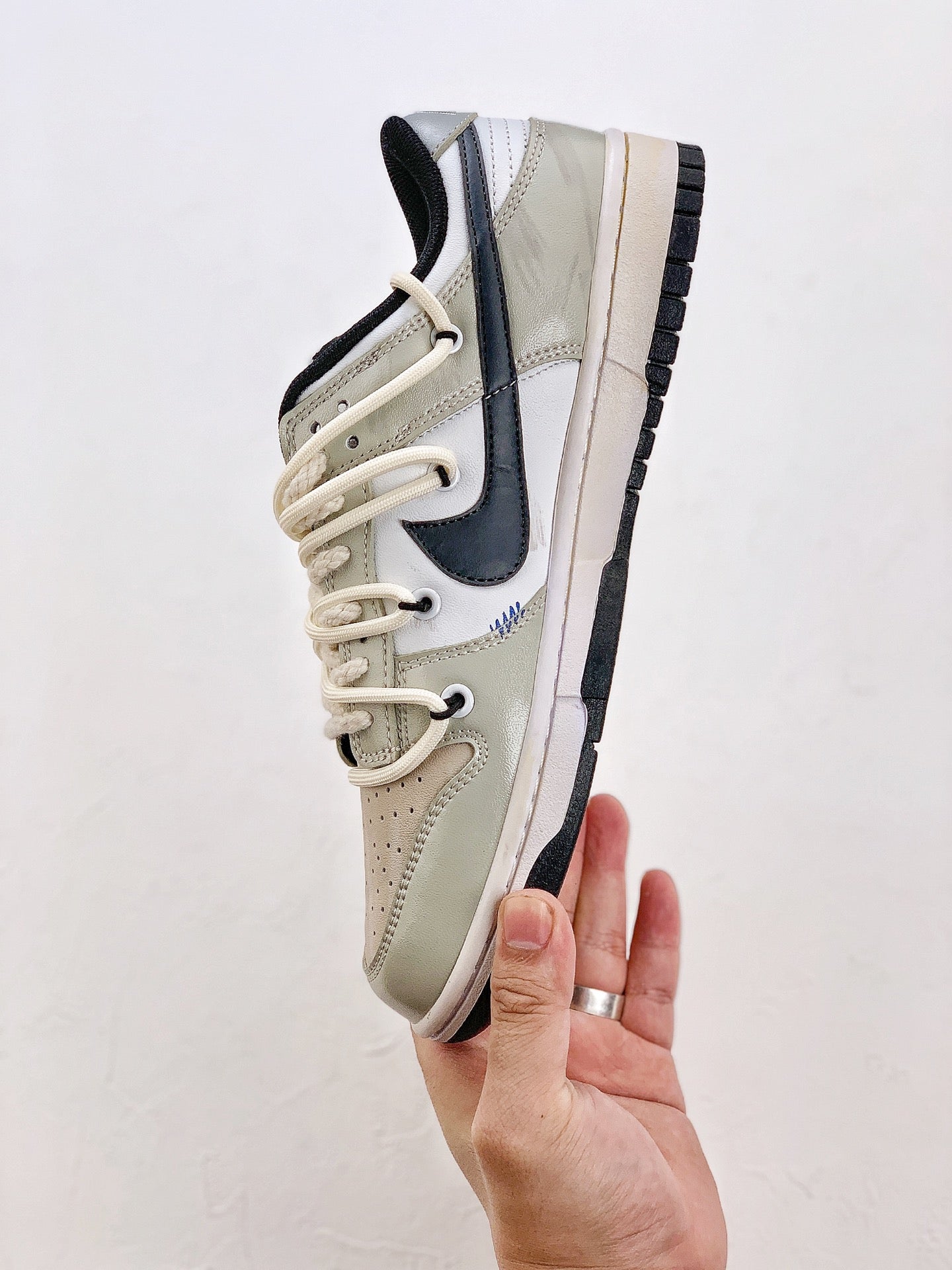 Nike Dunk SB Low
