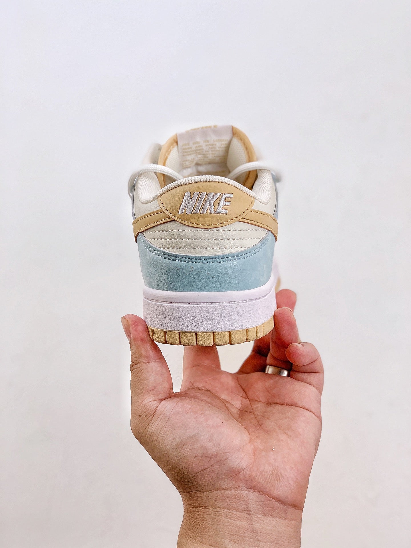 Nike SB Dunk Low