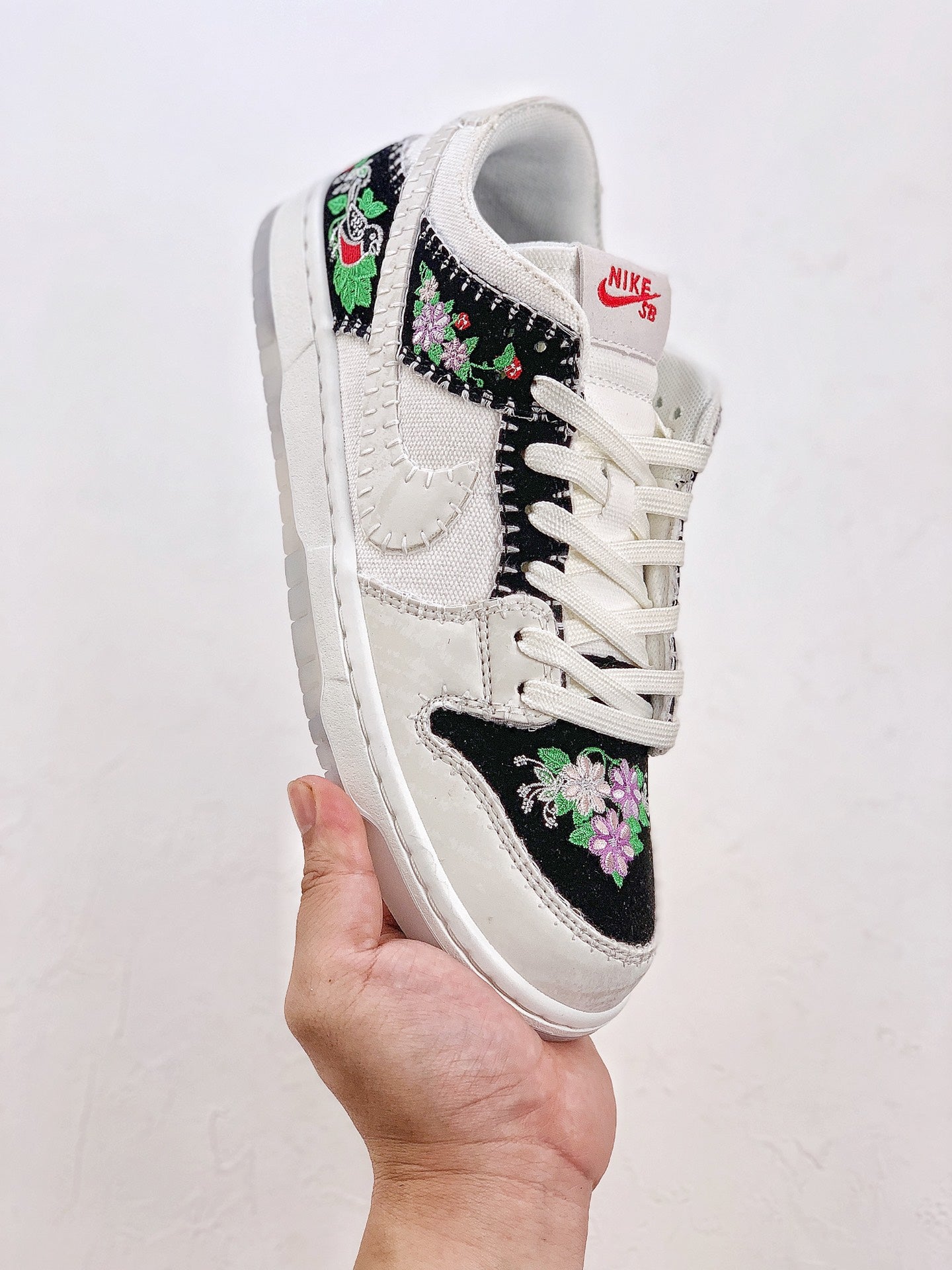 Nike Dunk SB Low Fragment Design x CLOT