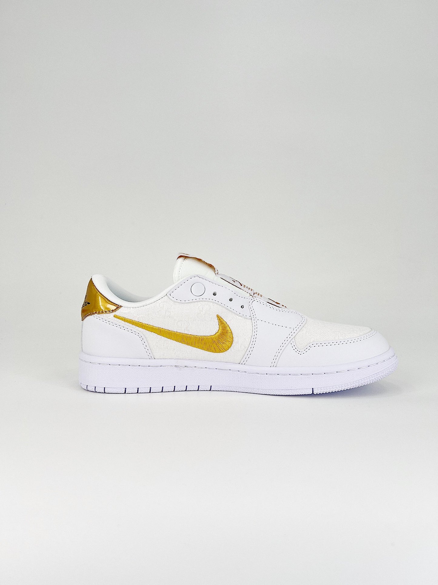 Air Jordan 1 Low Slip Shadow