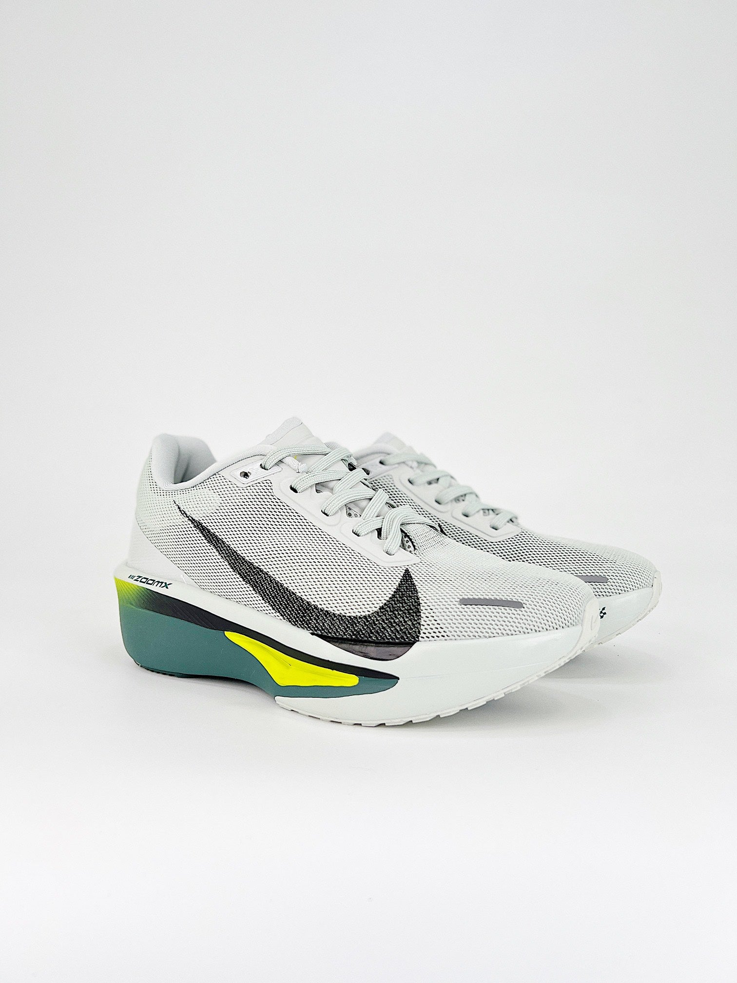 Nike ZoomX Invincible Run Flyknit 6