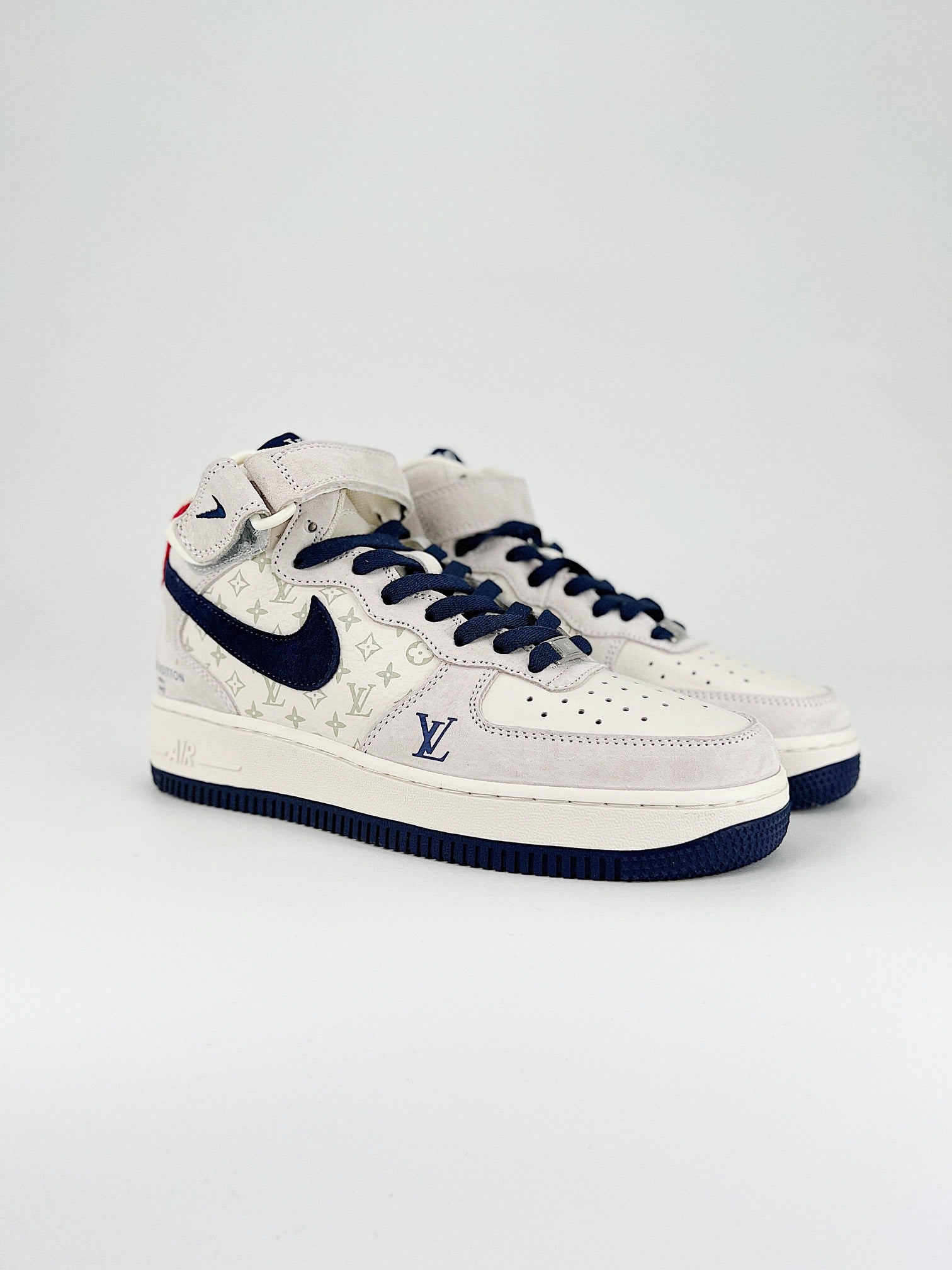 Louis Vuitton x Nike Air Force