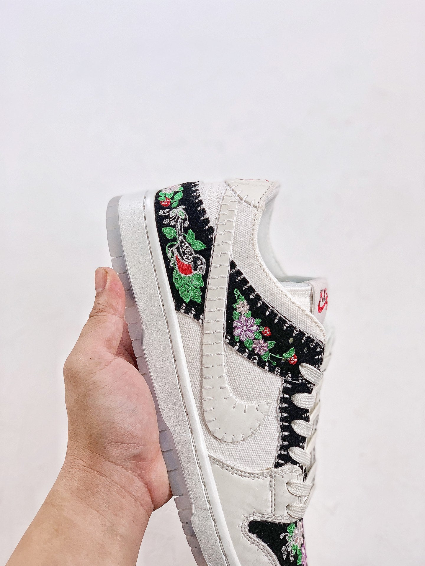 Nike Dunk SB Low Fragment Design x CLOT