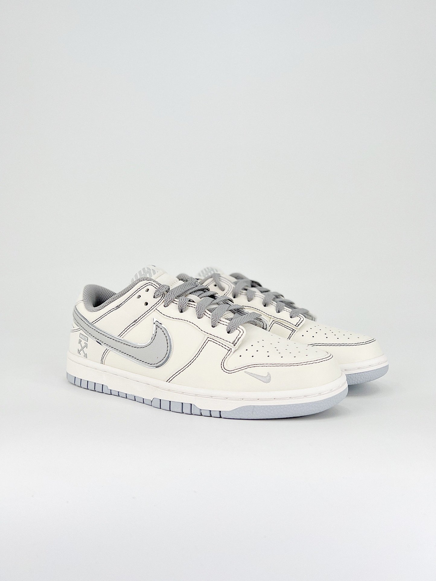 Nike Dunk Low x Off White