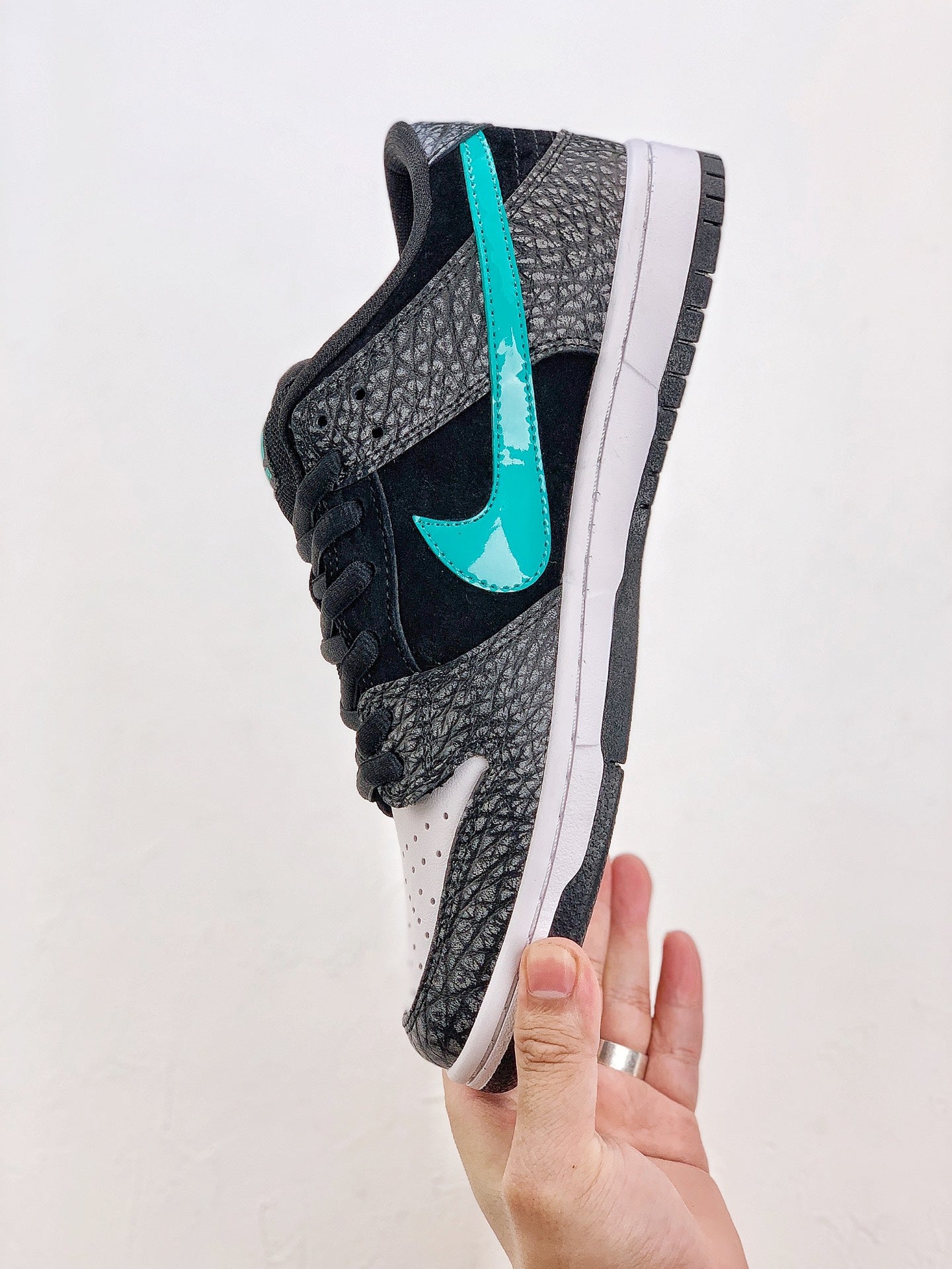 Nike SB Dunk Low PRO Clear Jade