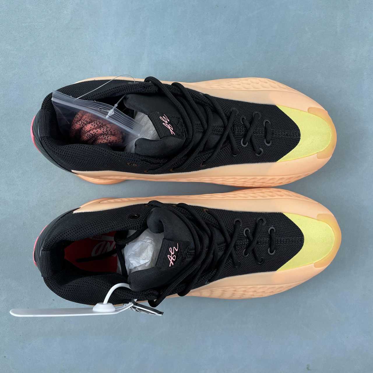 Adidas Anthony Edwards