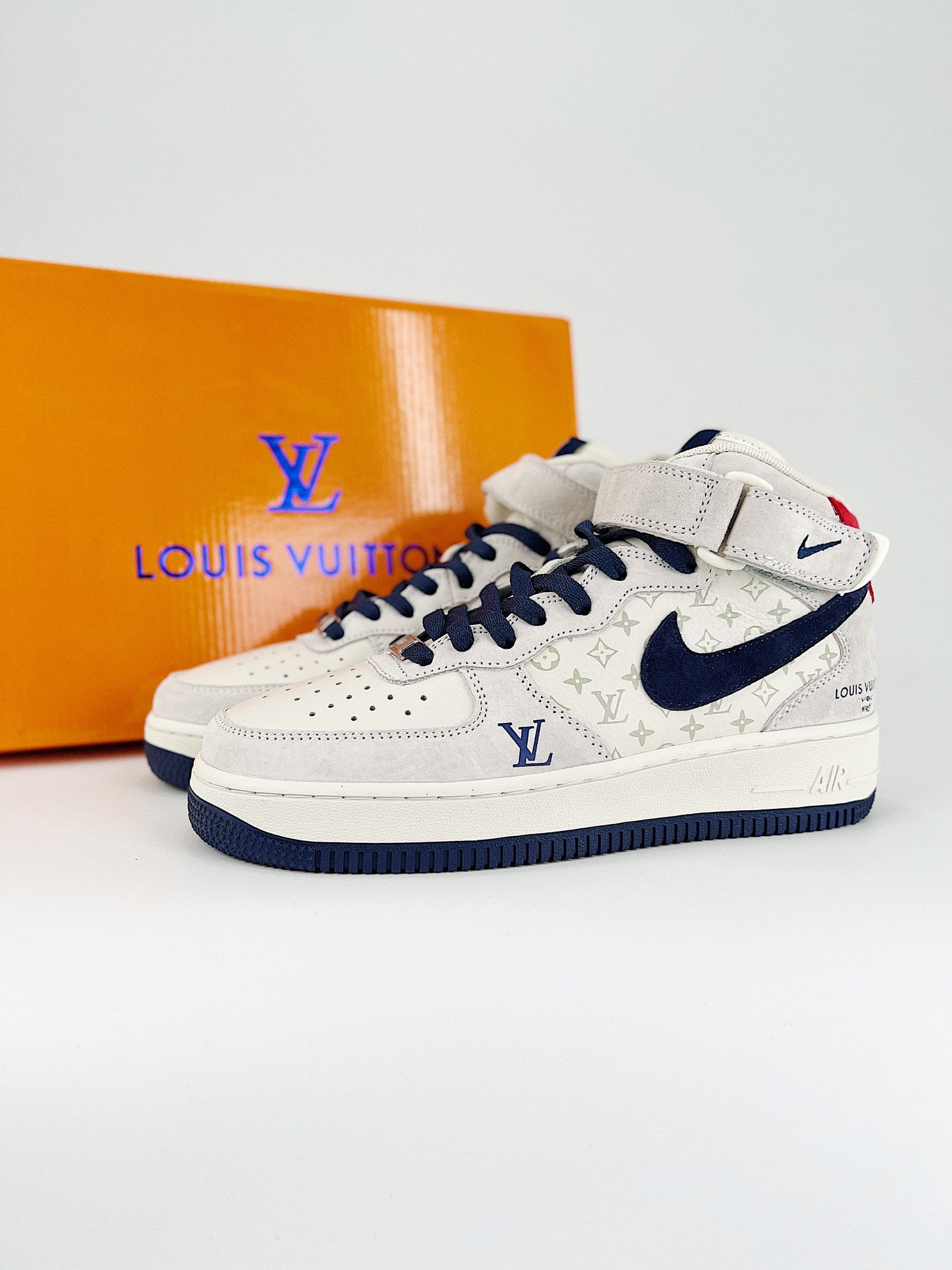 Louis Vuitton x Nike Air Force