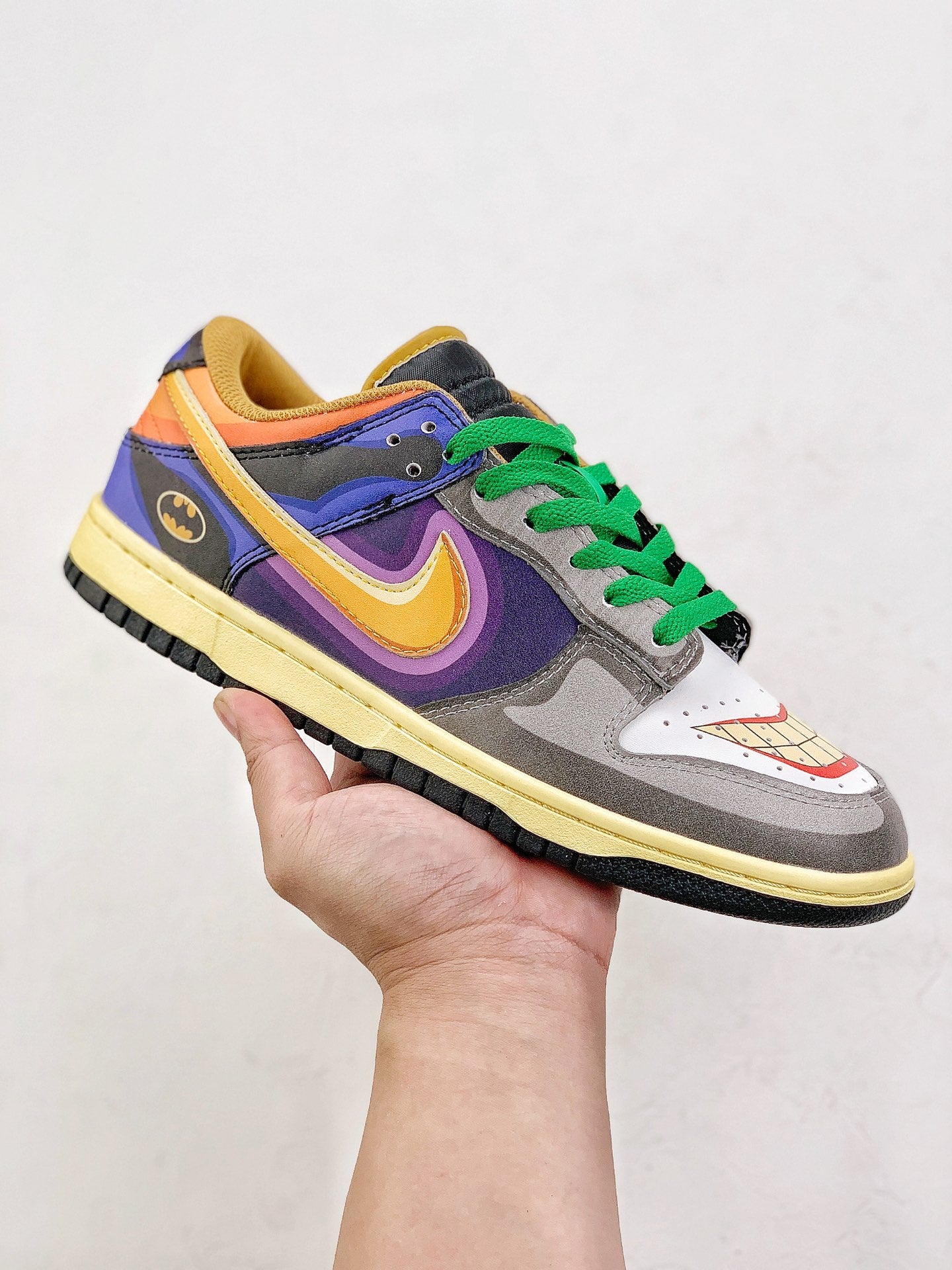 NIKE DUNK SB LOW