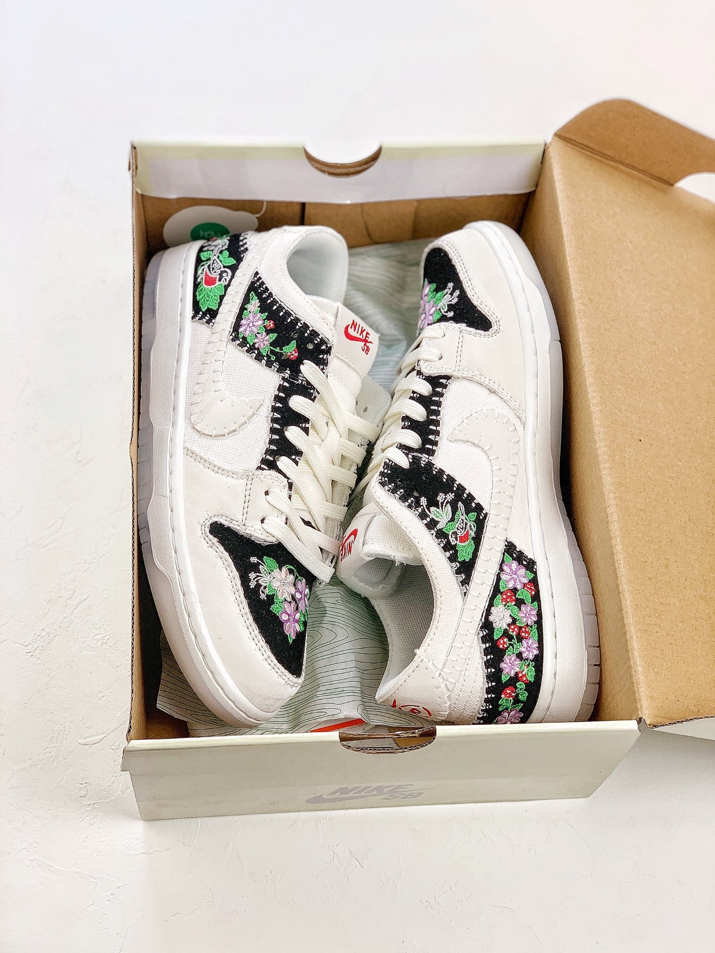 Nike Dunk SB Low Fragment Design x CLOT