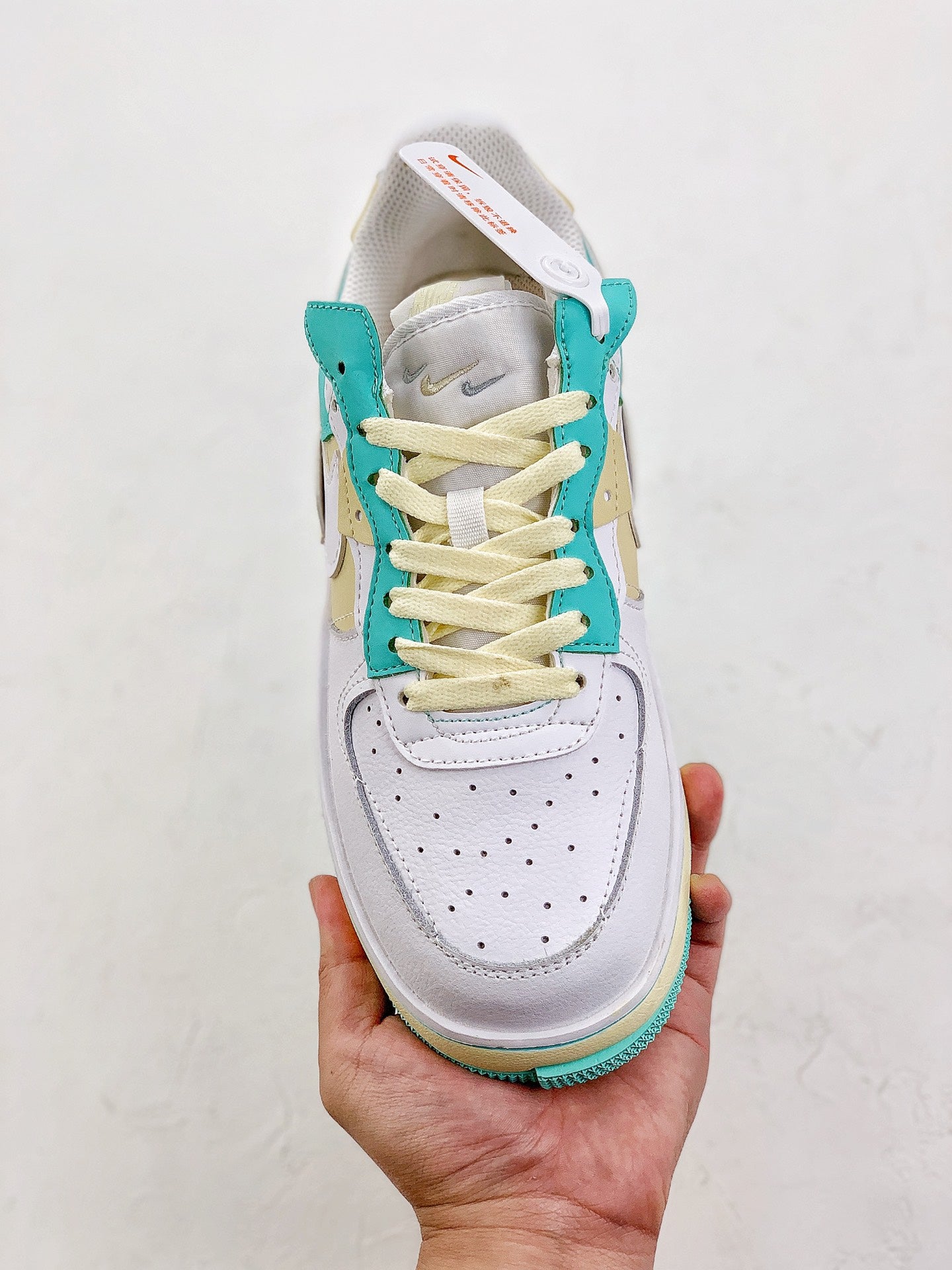 NIKE AIR FORCE 1