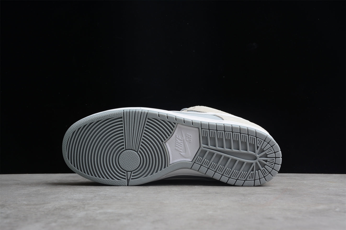 SB Dunk Low TRD