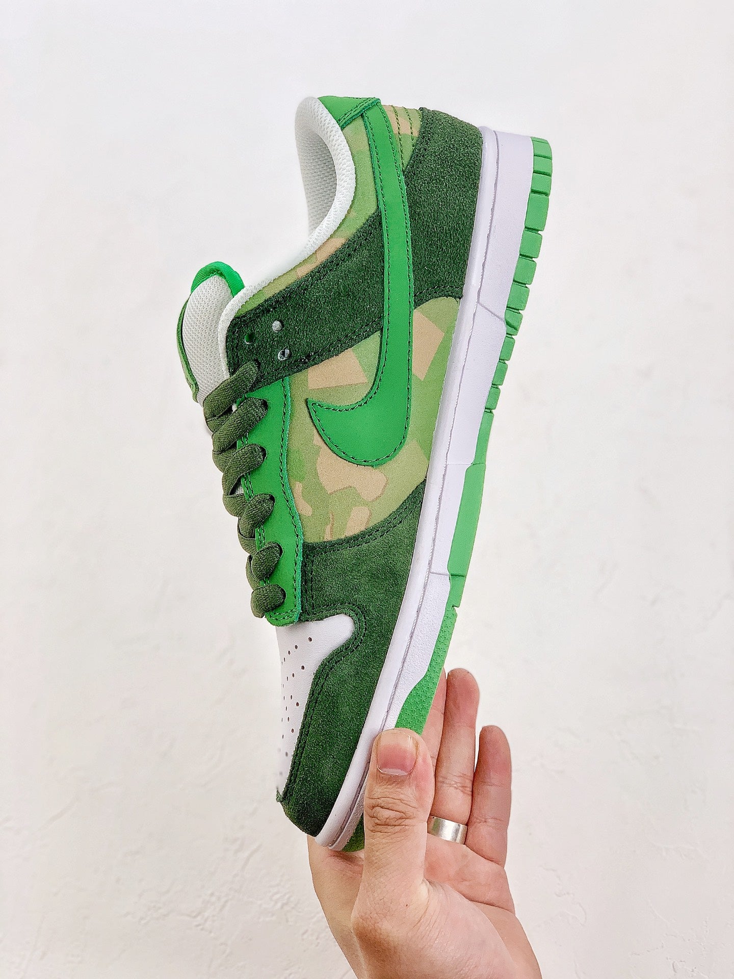 Nike Dunk SD Low