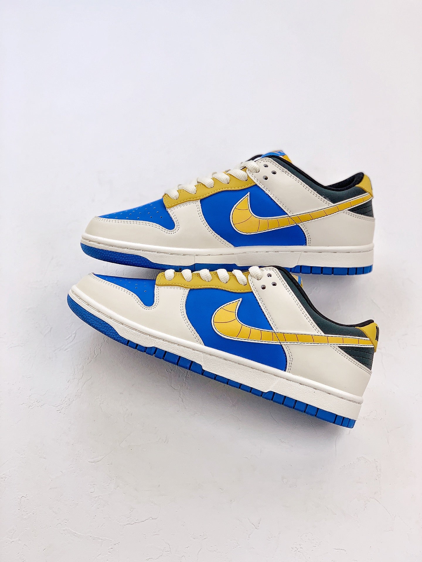 Nike SB Dunk Low