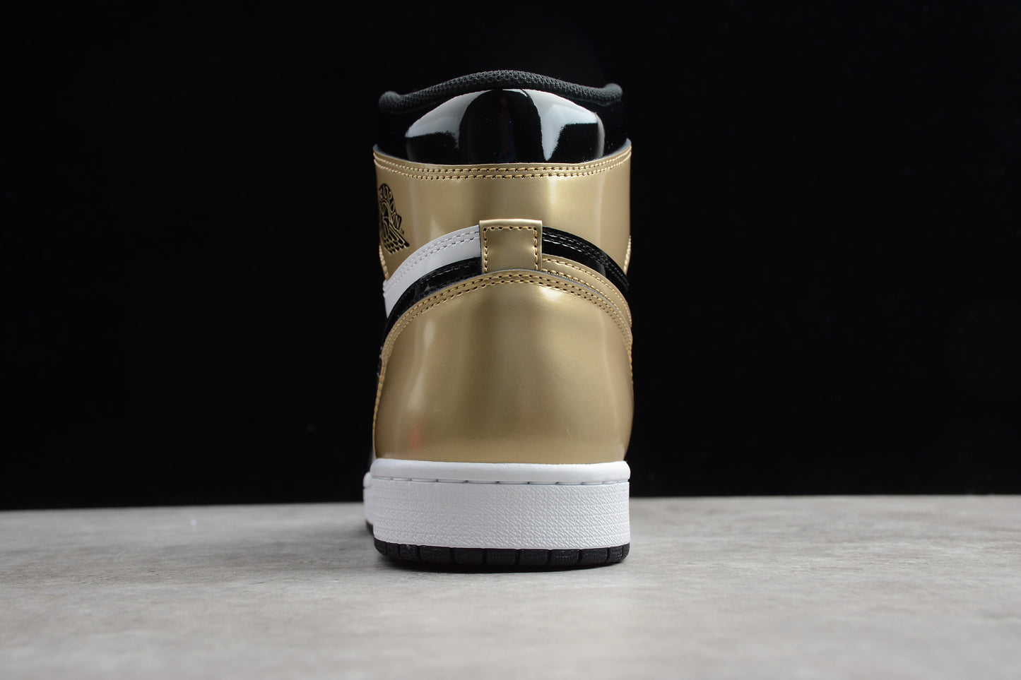 Air Jordan 1 Retro High