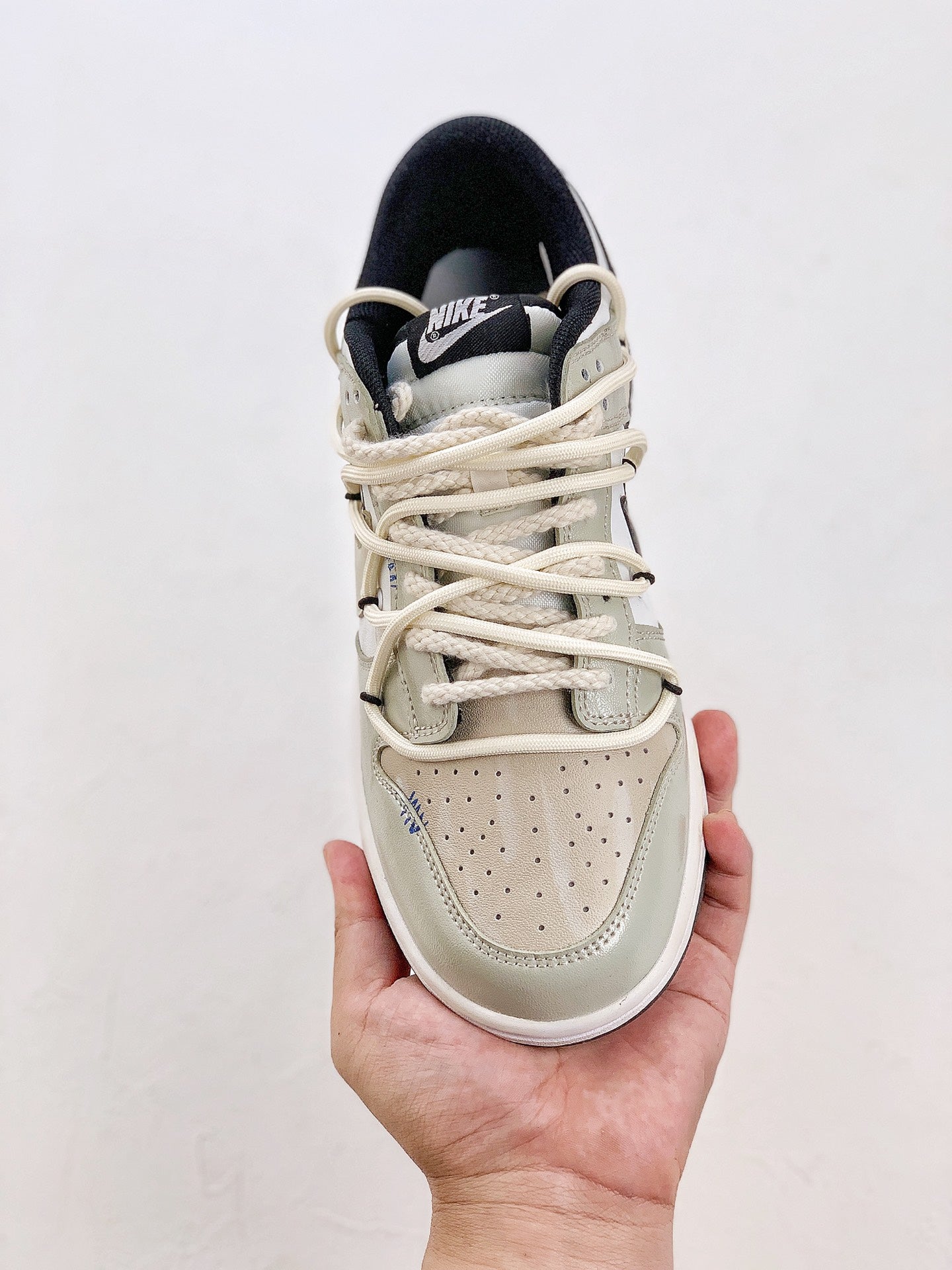 Nike Dunk SB Low
