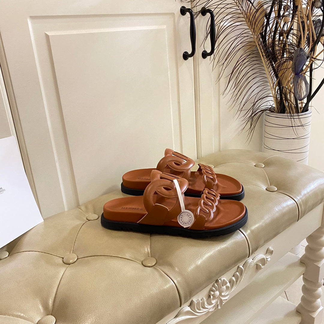 Chinelo Hermes